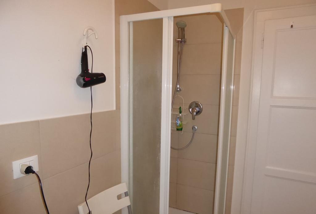 Residenza Carducci Padova Bed & Breakfast Bagian luar foto