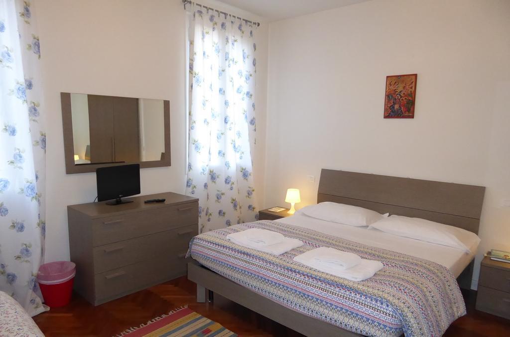 Residenza Carducci Padova Bed & Breakfast Bagian luar foto