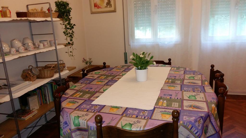 Residenza Carducci Padova Bed & Breakfast Bagian luar foto