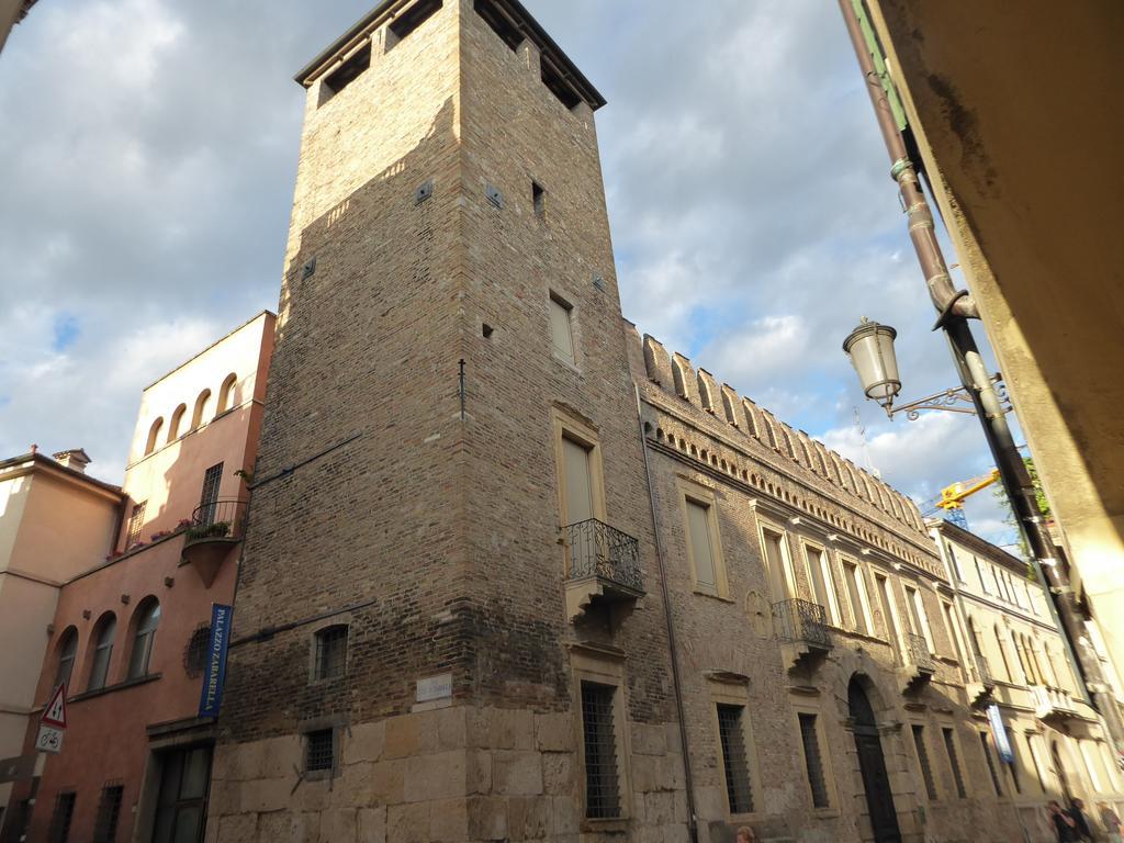 Residenza Carducci Padova Bed & Breakfast Bagian luar foto