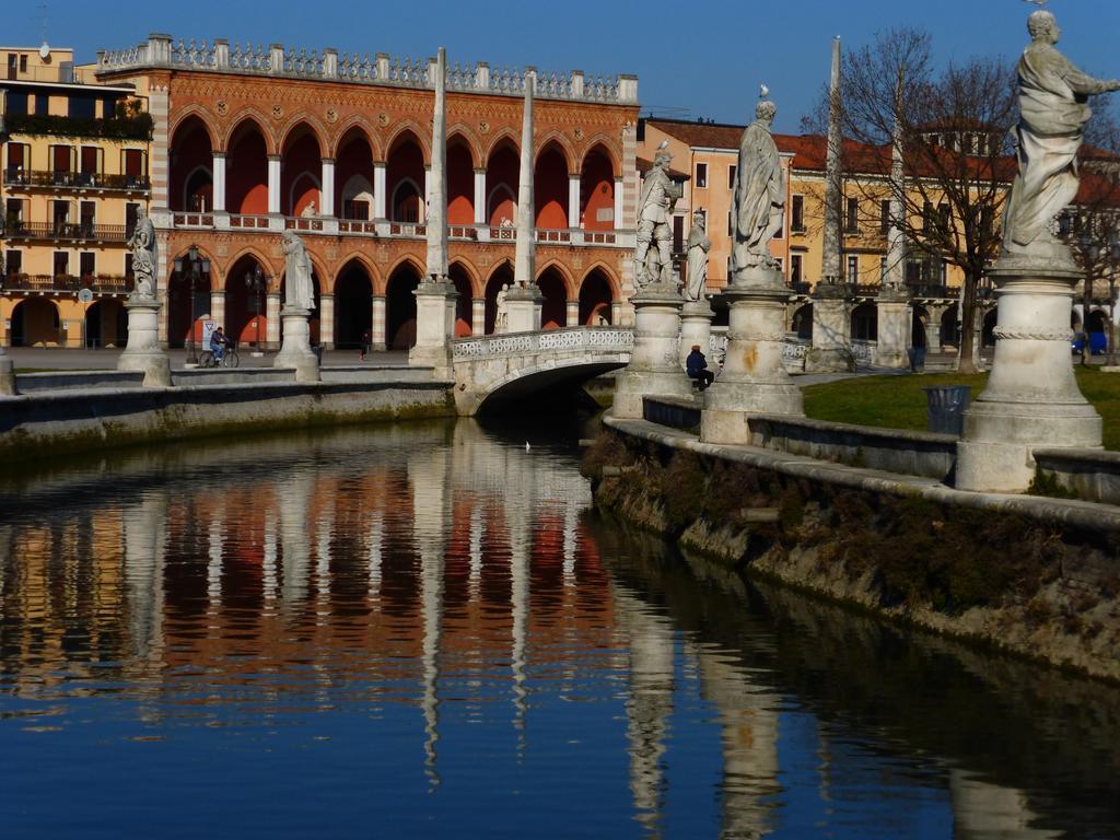 Residenza Carducci Padova Bed & Breakfast Bagian luar foto