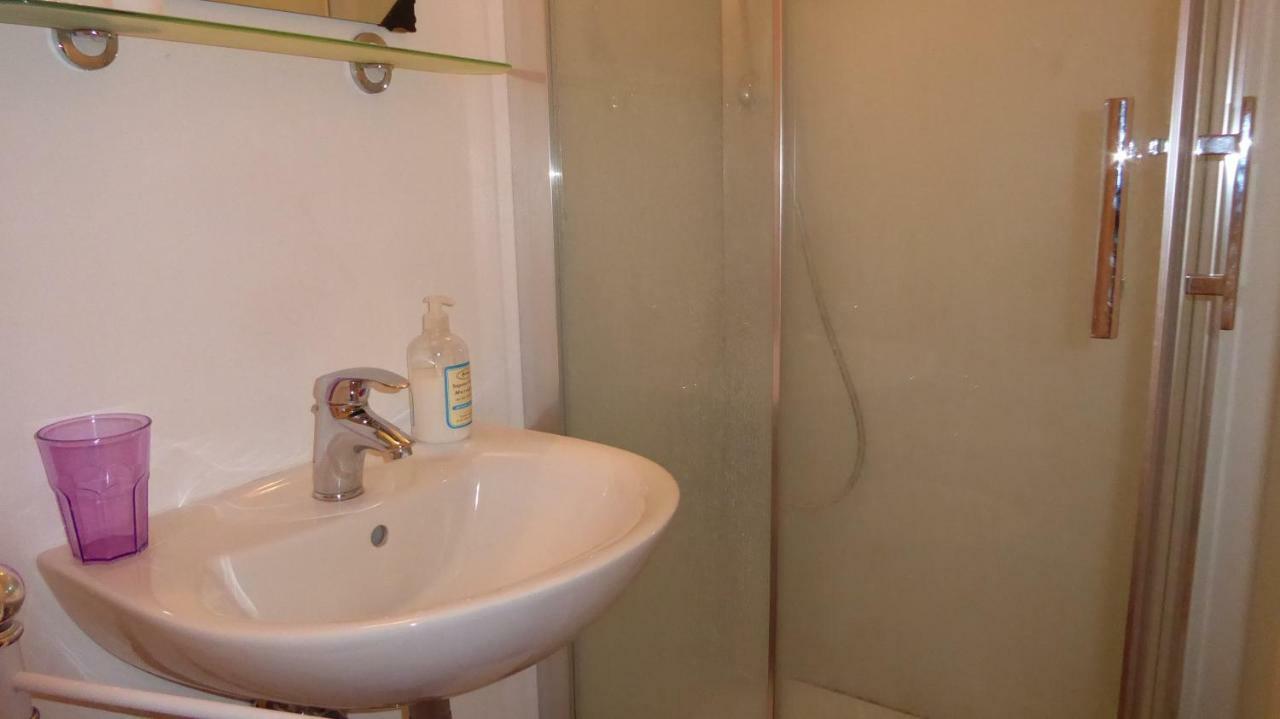Residenza Carducci Padova Bed & Breakfast Bagian luar foto